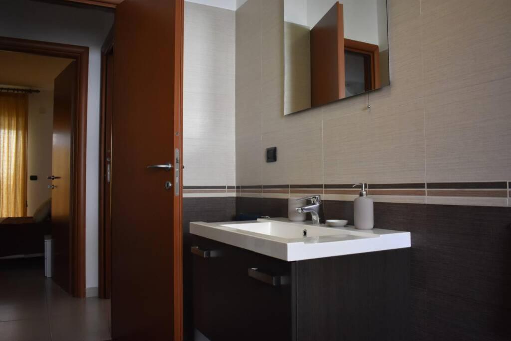 Donna Teresa Accomodation - Holiday House 모노폴리 외부 사진